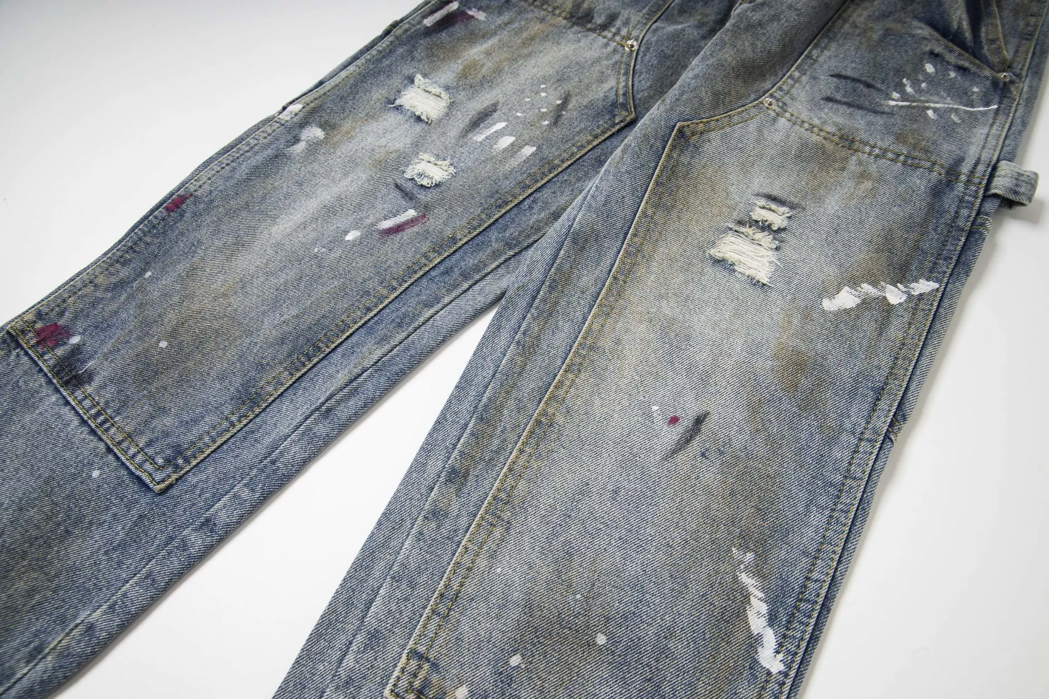 #8179 P260💰 GALLERY DEPT. Vintage splash-ink hole-cut logging, spray-dirty mud-dyed loose washed jeans - truly restore the ultimate texture of Vintage - original hardware accessories washed and other elevators, QR code analysis are all purchased from the original factory, high degree of restoration, you are welcome to compare with a certain product ~ - Three-dimensional version Loose and comfortable, not picky about the figure, tall and slim, factory Seiko, original quality control, same style for men and women, can be matched with couples, versatile recommendation Essential jeans for all seasons - sizes: 28 30 32 34 36